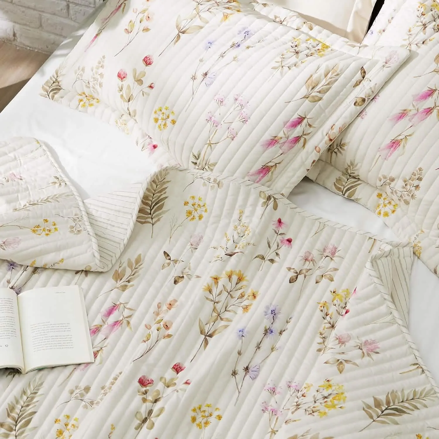 Bedsure Autumn Wildflower Trapunta leggera floreale