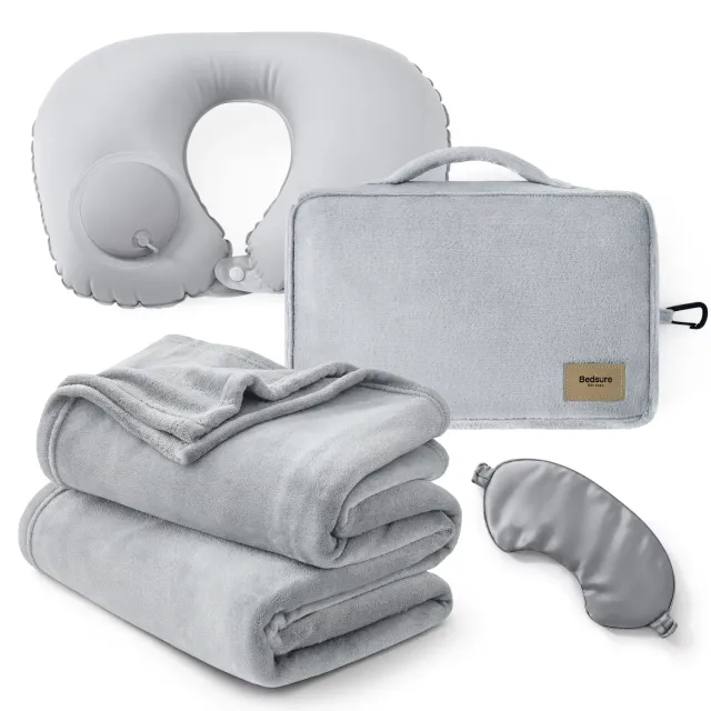 Bedsure Set Viaggio Flanella 4 Pezzi con coperta