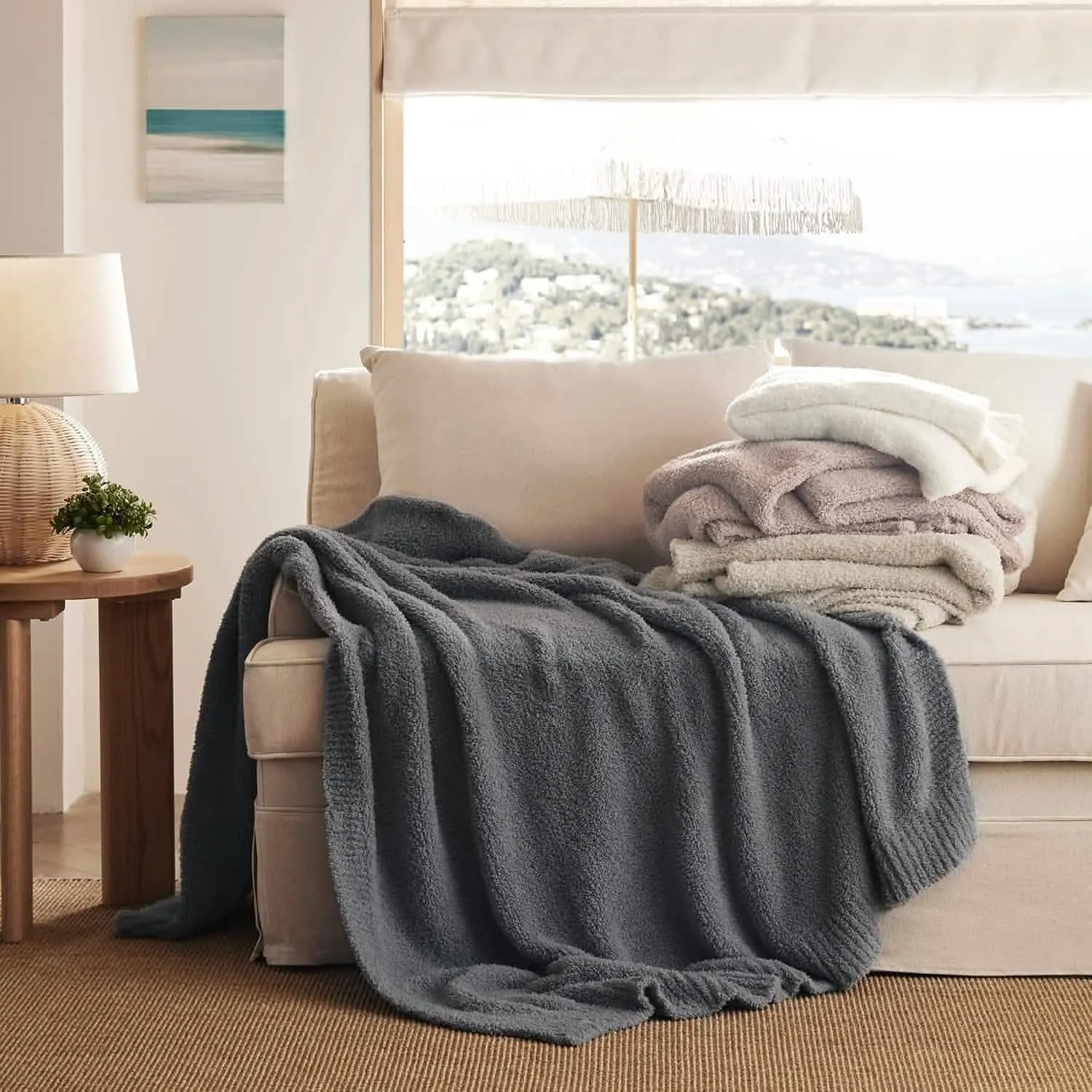 Bedsure Feather Yarn Throw Blanket plaid