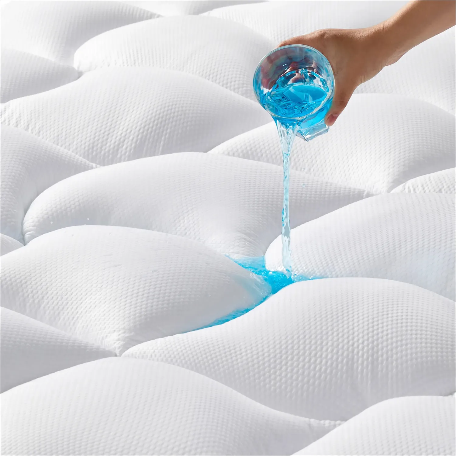 Bedsure Waterproof Mattress Topper coprimaterasso bianco
