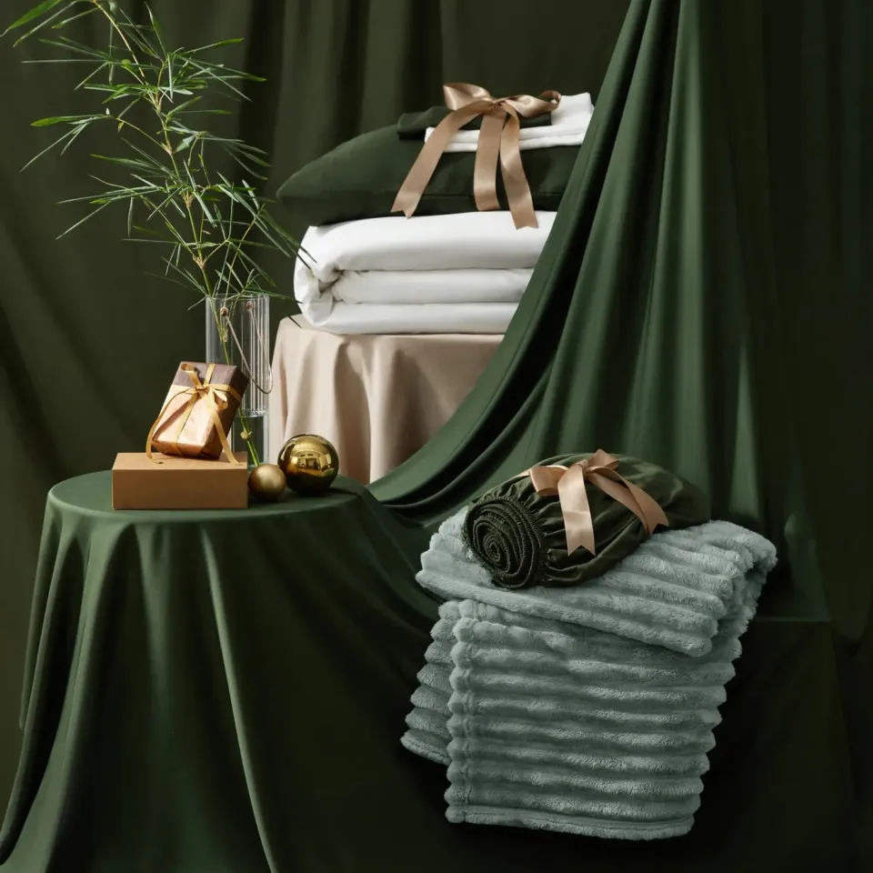 Bedsure PureWoven Rayon Derived From Bamboo Modern Cozy Bundle set letto