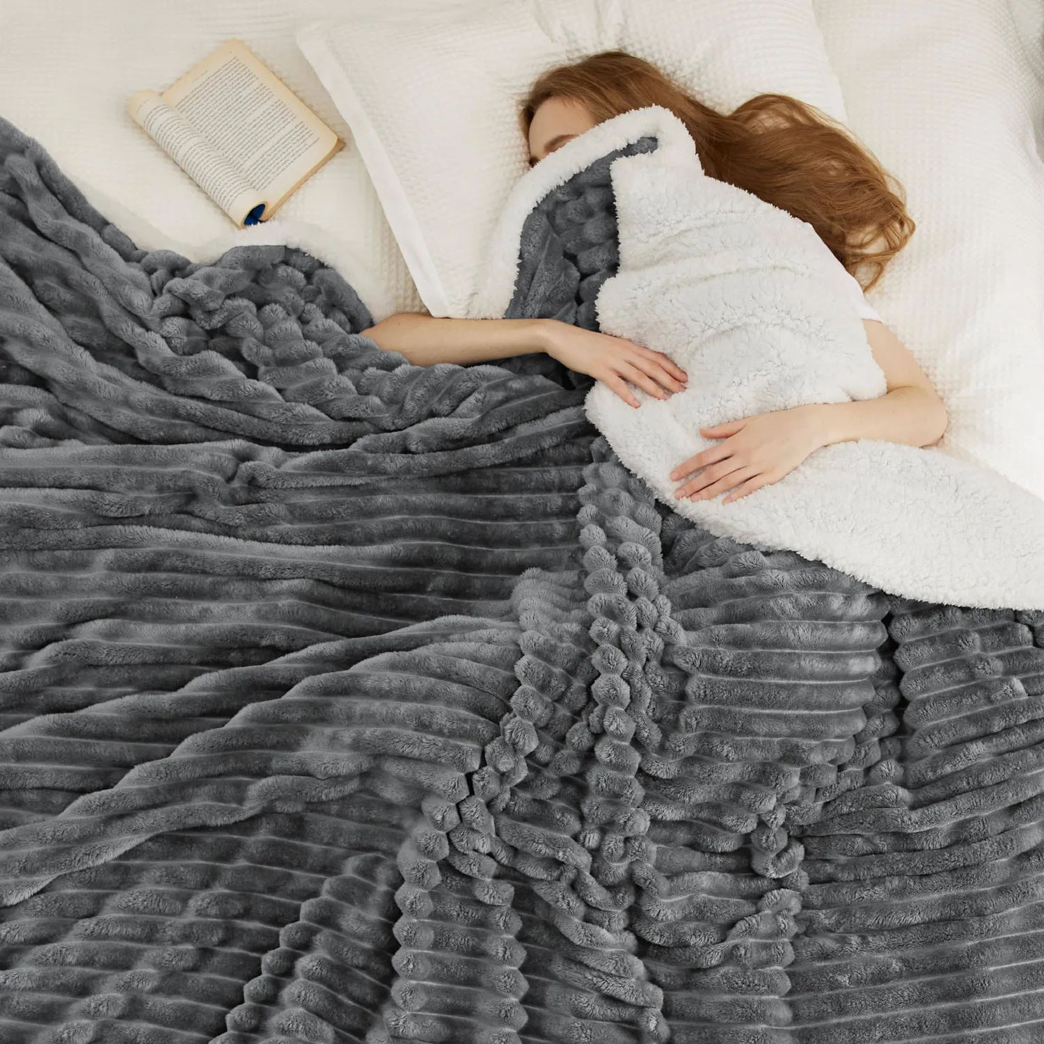 Bedsure Collections Jacquard Stripes Shaggy Sherpa Blanket coperta