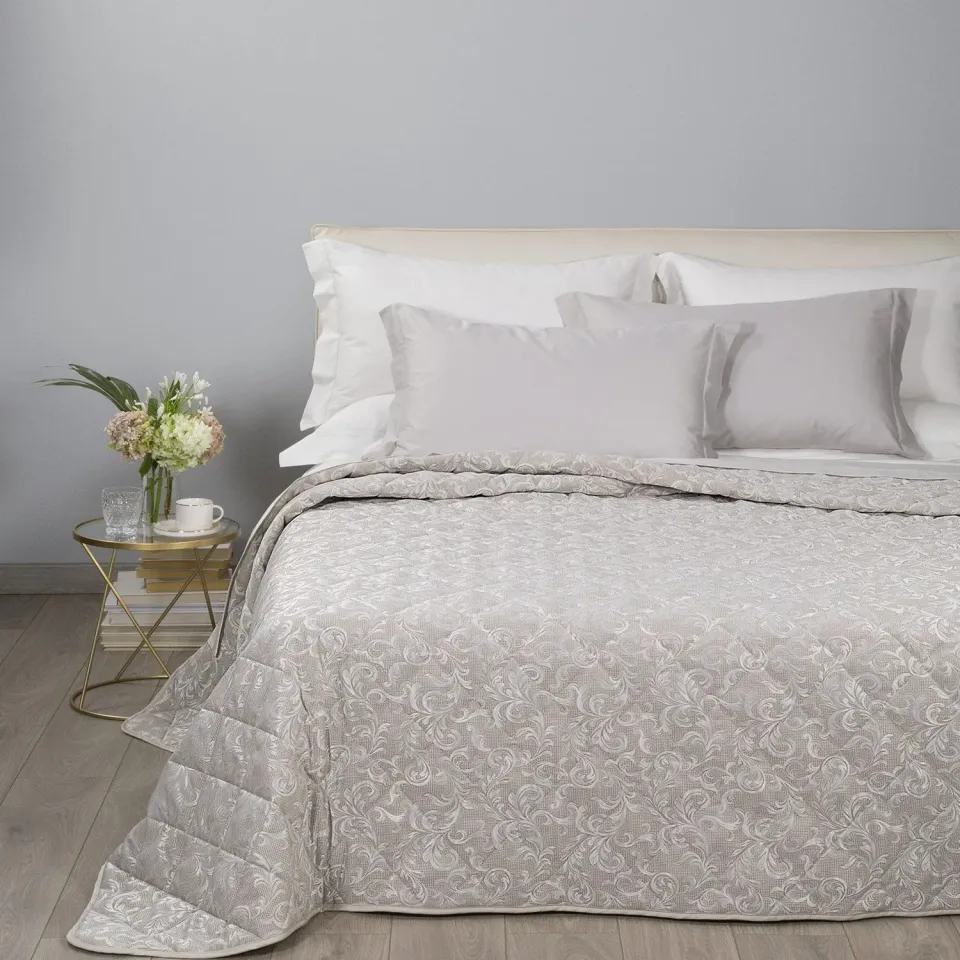 Caleffi Iris Copriletto Primaverile Matrimoniale Raso Jacquard
